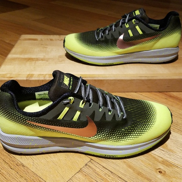 air zoom structure 20 shield